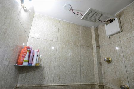 Casa à venda com 275m², 3 quartos e sem vaga Casa à venda com 275m², 3 quartos e sem vagaBanheiro Casa 2