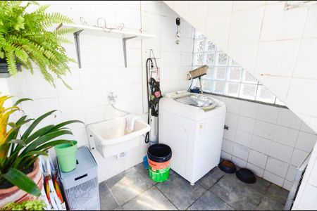 Casa à venda com 275m², 3 quartos e sem vaga Casa à venda com 275m², 3 quartos e sem vagaÁrea de Serviço