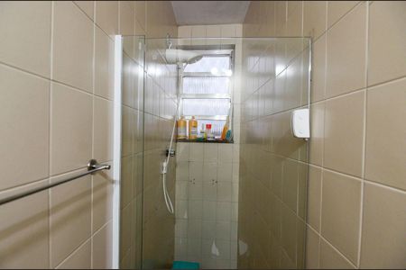 Casa à venda com 275m², 3 quartos e sem vaga Casa à venda com 275m², 3 quartos e sem vagaBanheiro