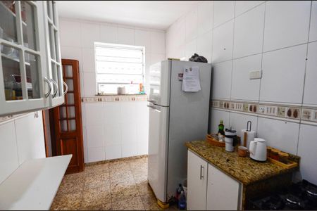Casa à venda com 275m², 3 quartos e sem vaga Casa à venda com 275m², 3 quartos e sem vagaCozinha