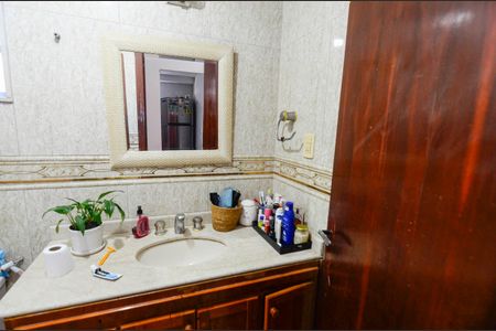 Casa à venda com 275m², 3 quartos e sem vaga Casa à venda com 275m², 3 quartos e sem vagaBanheiro Casa 2