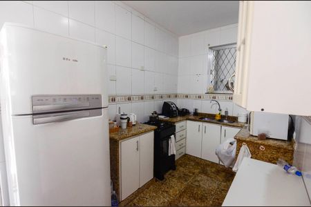 Casa à venda com 275m², 3 quartos e sem vaga Casa à venda com 275m², 3 quartos e sem vagaCozinha