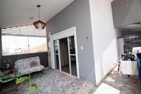 Casa à venda com 125m², 2 quartos e 2 vagas Casa à venda com 125m², 2 quartos e 2 vagasVaranda da Suíte