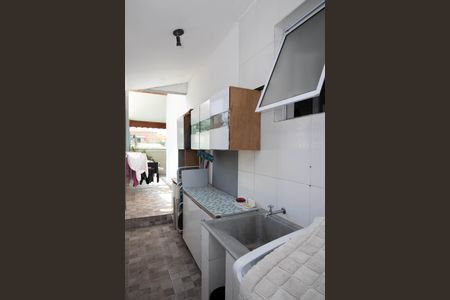 Casa à venda com 125m², 2 quartos e 2 vagas Casa à venda com 125m², 2 quartos e 2 vagasÁrea de Serviço