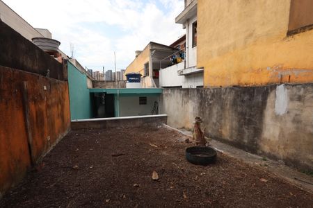 Casa à venda com 200m², 2 quartos e 2 vagasQuintal