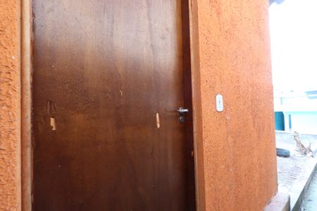 Casa à venda com 200m², 2 quartos e 2 vagasDepósito