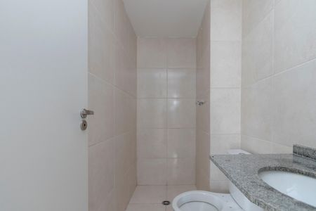 Apartamento à venda com 36m², 2 quartos e sem vaga Apartamento à venda com 36m², 2 quartos e sem vagaBanheiro