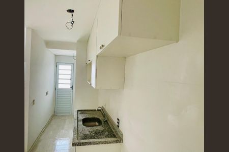 Apartamento para alugar com 50m², 2 quartos e 1 vaga Apartamento para alugar com 50m², 2 quartos e 1 vagaCozinha