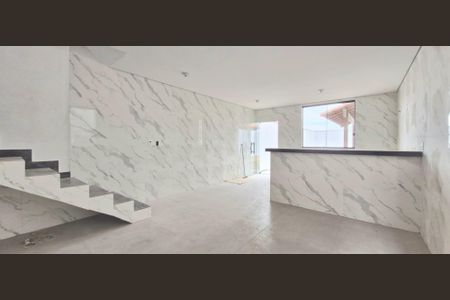 Casa à venda com 180m², 3 quartos e 2 vagas Casa à venda com 180m², 3 quartos e 2 vagasCopa