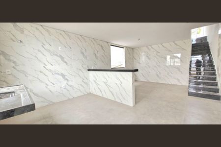 Casa à venda com 180m², 3 quartos e 2 vagas Casa à venda com 180m², 3 quartos e 2 vagasCopa