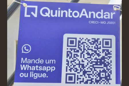 Casa à venda com 180m², 3 quartos e 2 vagas Casa à venda com 180m², 3 quartos e 2 vagasPlaca