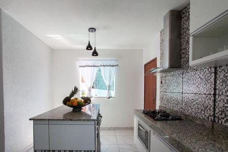 Casa à venda com 350m², 4 quartos e 2 vagasCozinha