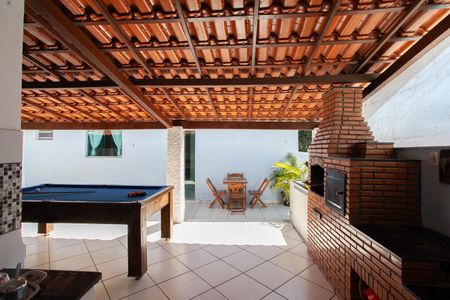 Casa à venda com 350m², 4 quartos e 2 vagasEspaço Gourmet