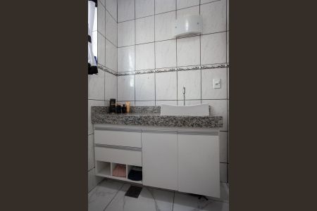 Casa à venda com 350m², 4 quartos e 2 vagasBanheiro Social