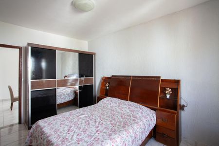 Casa à venda com 350m², 4 quartos e 2 vagasSuíte