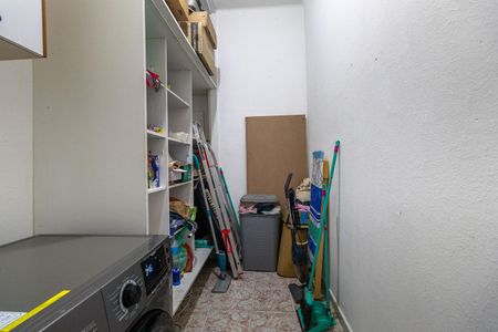 Apartamento à venda com 58m², 2 quartos e 1 vaga Apartamento à venda com 58m², 2 quartos e 1 vagaQuarto de Serviço