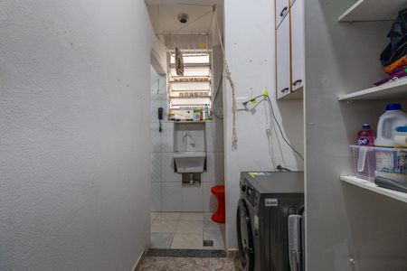 Apartamento à venda com 58m², 2 quartos e 1 vaga Apartamento à venda com 58m², 2 quartos e 1 vagaQuarto de Serviço