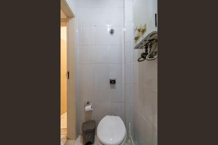 Apartamento à venda com 58m², 2 quartos e 1 vaga Apartamento à venda com 58m², 2 quartos e 1 vagaBanheiro