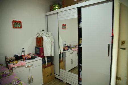 Casa à venda com 166m², 3 quartos e 2 vagasQuarto de Serviço