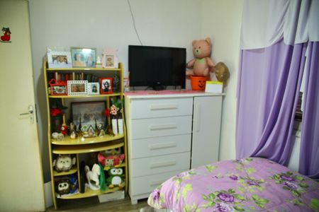 Casa à venda com 166m², 3 quartos e 2 vagasQuarto de Serviço