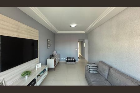 Casa à venda com 134m², 3 quartos e 2 vagas Casa à venda com 134m², 3 quartos e 2 vagasSala