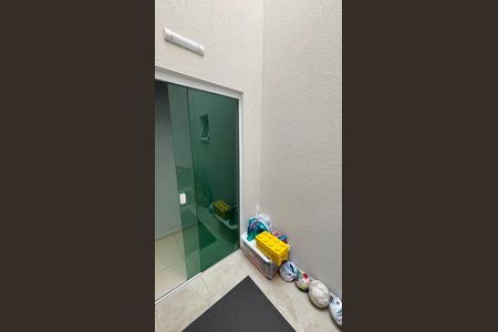 Casa à venda com 134m², 3 quartos e 2 vagas Casa à venda com 134m², 3 quartos e 2 vagasÁrea Externa