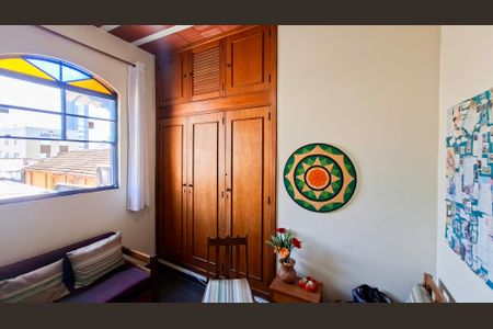 Casa à venda com 455m², 6 quartos e 1 vagaQuarto 2