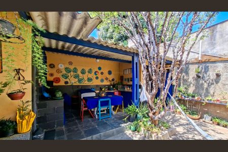 Casa à venda com 455m², 6 quartos e 1 vagaQuintal