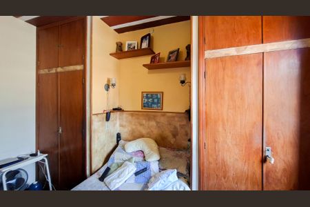 Casa à venda com 455m², 6 quartos e 1 vagaQuarto