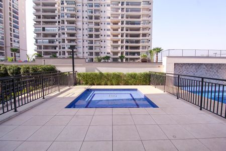 Apartamento à venda com 36m², 1 quarto e 1 vagaÁrea comum - Piscina