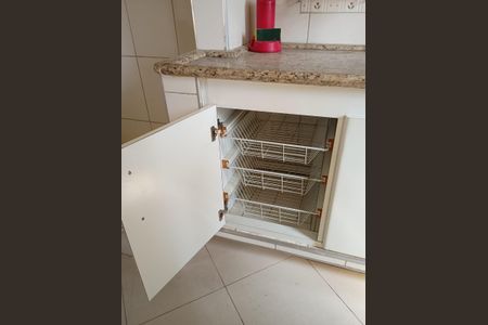 Apartamento à venda com 48m², 2 quartos e 1 vaga Apartamento à venda com 48m², 2 quartos e 1 vagaCozinha