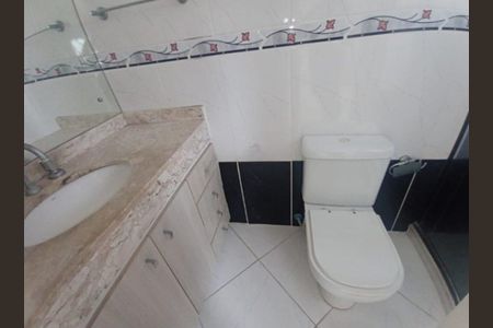 Apartamento para alugar com 69m², 2 quartos e 2 vagas Apartamento para alugar com 69m², 2 quartos e 2 vagasBanheiro do Quarto 2