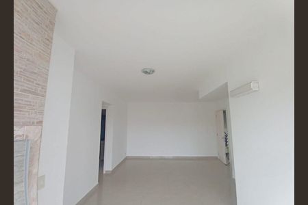 Sala de apartamento para alugar com 2 quartos, 69m² em Jardim do Salso, Porto Alegre