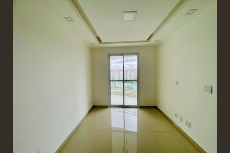 Apartamento à venda com 57m², 2 quartos e 1 vagaSala