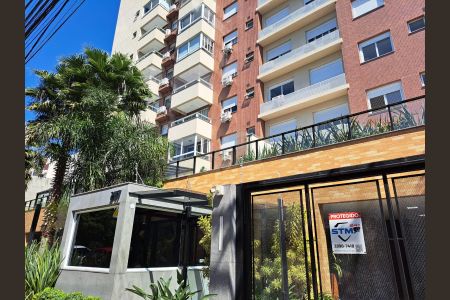 Apartamento à venda com 85m², 3 quartos e 1 vaga Apartamento à venda com 85m², 3 quartos e 1 vagaFachada e Portaria
