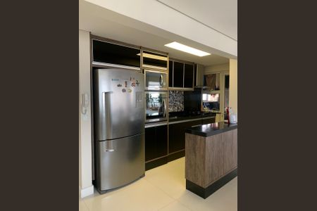 Apartamento à venda com 140m², 2 quartos e 3 vagas Apartamento à venda com 140m², 2 quartos e 3 vagasCOZINHA