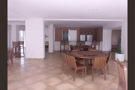 Apartamento à venda com 140m², 2 quartos e 3 vagas Apartamento à venda com 140m², 2 quartos e 3 vagasSALÃO DE FESTAS