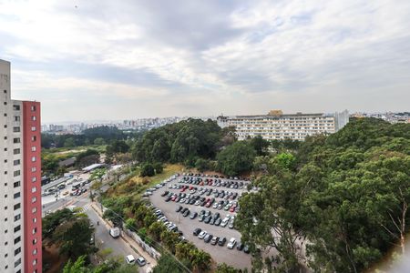 Apartamento à venda com 62m², 2 quartos e 1 vaga Apartamento à venda com 62m², 2 quartos e 1 vagaVista do Quarto 2