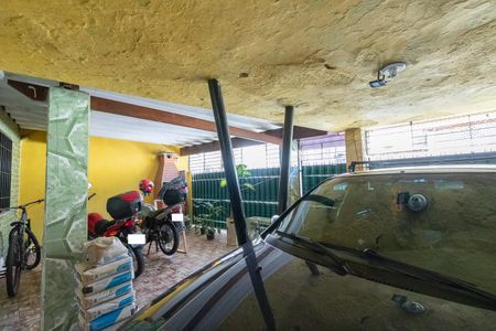 Casa de condomínio à venda com 168m², 3 quartos e 3 vagasGaragem