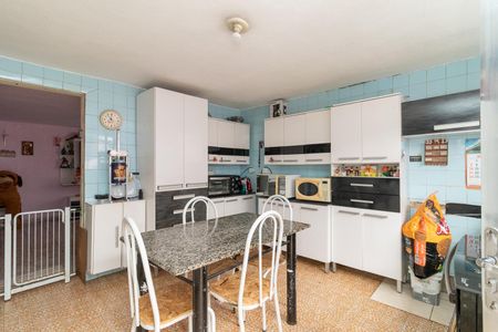 Casa de condomínio à venda com 168m², 3 quartos e 3 vagasCozinha da Casa 2