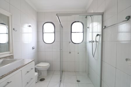 Apartamento para alugar com 217m², 4 quartos e 1 vaga Apartamento para alugar com 217m², 4 quartos e 1 vagaBanheiro Suíte