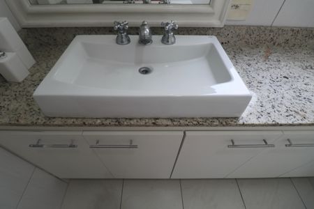 Apartamento para alugar com 217m², 4 quartos e 1 vaga Apartamento para alugar com 217m², 4 quartos e 1 vagaBanheiro Suíte 3