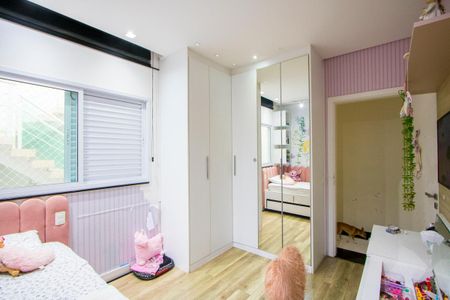 Casa à venda com 248m², 3 quartos e 4 vagasSuíte 2