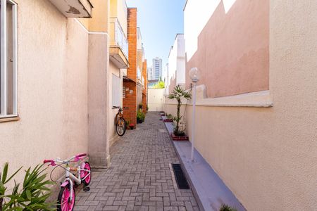 Casa de condomínio à venda com 75m², 2 quartos e 1 vaga Casa de condomínio à venda com 75m², 2 quartos e 1 vagaÁrea externa