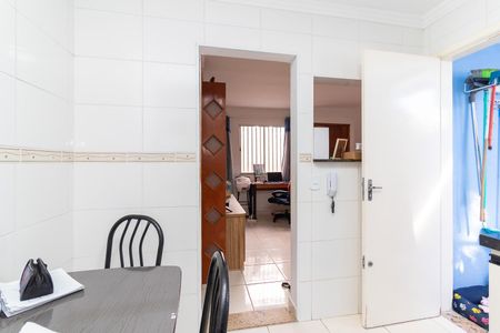 Casa de condomínio à venda com 75m², 2 quartos e 1 vaga Casa de condomínio à venda com 75m², 2 quartos e 1 vagaCozinha