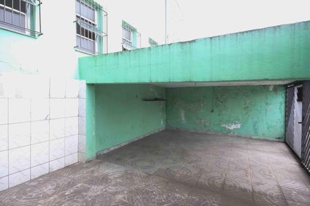 Casa à venda com 600m², 2 quartos e 2 vagas Casa à venda com 600m², 2 quartos e 2 vagasÁrea comum