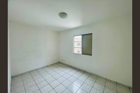 Quarto de apartamento para alugar com 2 quartos, 67m² em Jardim Santa Mena, Guarulhos