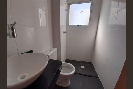 Banheiro de apartamento para alugar com 2 quartos, 60m² em Canudos, Novo Hamburgo