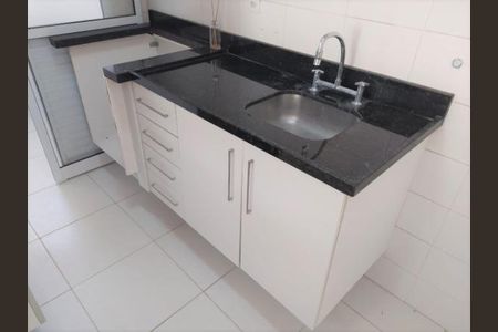 Apartamento à venda com 71m², 3 quartos e 1 vaga