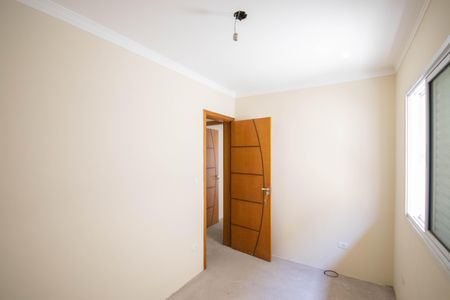 Casa à venda com 133m², 4 quartos e 6 vagas Casa à venda com 133m², 4 quartos e 6 vagasQuarto 2